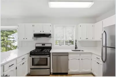 136 Changebridge Rd #N8, Montville Township, NJ 07045 - Photo 13