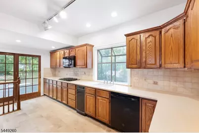 57 Pine St, Millburn, NJ 07041 - Photo 11