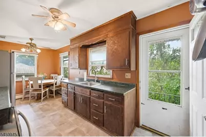 74 Trinity St, Newton, NJ 07860 - Photo 11