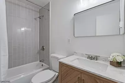 750 Mill St #D1, Belleville, NJ 07109 - Photo 3