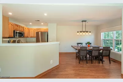 904 Wendover Ct, Randolph Township, NJ 07869 - Photo 7