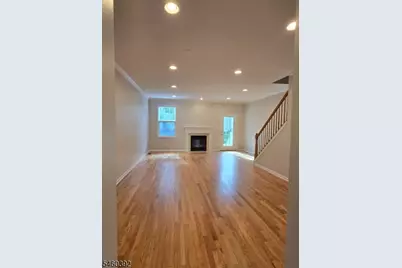 567 Coventry Dr, Nutley, NJ 07110 - Photo 33
