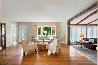 18 Fox Hollow Ct, Vernon, NJ 07462 - Photo 5