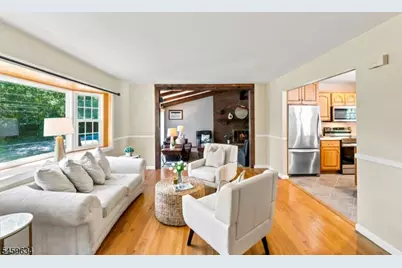 18 Fox Hollow Ct, Vernon, NJ 07462 - Photo 11