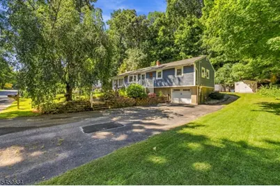 18 Fox Hollow Ct, Vernon, NJ 07462 - Photo 41