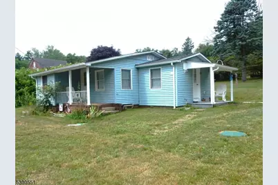 215 Main St., Mansfield Township, NJ 07865 - Photo 1