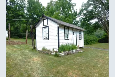 215 Main St., Mansfield Township, NJ 07865 - Photo 13