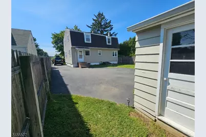121 W Hanover Ave, Morris Plains, NJ 07950 - Photo 25
