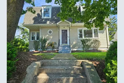 121 W Hanover Ave, Morris Plains, NJ 07950 - Photo 1