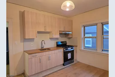 73 Elm St #4, Montclair, NJ 07042 - Photo 3
