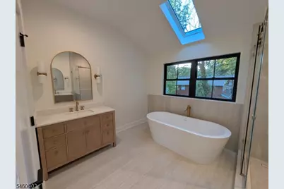 2 Byron Ct, Westfield, NJ 07090 - Photo 5