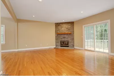 215 Raymound Blvd, Parsippany, NJ 07054 - Photo 3
