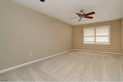 215 Raymound Blvd, Parsippany, NJ 07054 - Photo 11