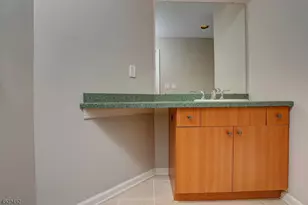215 Raymound Blvd, Parsippany, NJ 07054 - Photo 15