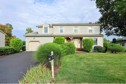 65 Dunedain St, Hillsborough Township, NJ 08844 - Photo 3
