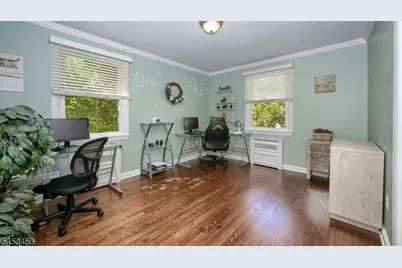 34 Grandview Dr, Wayne, NJ 07470 - Photo 29