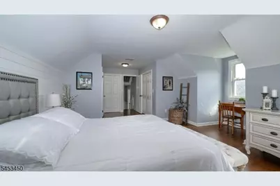 34 Grandview Dr, Wayne, NJ 07470 - Photo 19