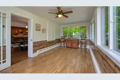34 Grandview Dr, Wayne, NJ 07470 - Photo 31