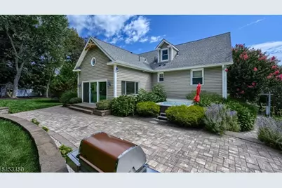 34 Grandview Dr, Wayne, NJ 07470 - Photo 39