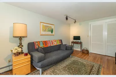 211 Rexland Dr, Boonton Town, NJ 07005 - Photo 11