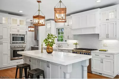 7 Gordon Rd, Essex Fells, NJ 07021 - Photo 11