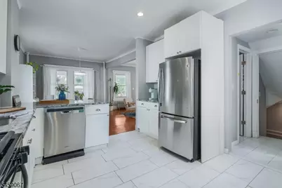 215 Waverly Pl, South Orange, NJ 07079 - Photo 21