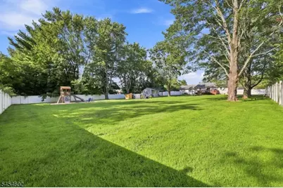5 Old Farmers Rd, Washington Township, NJ 07853 - Photo 25