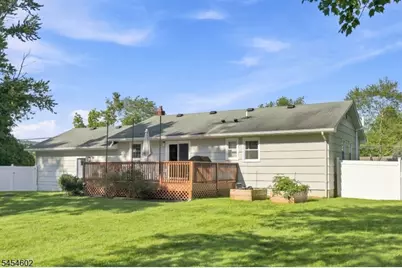 5 Old Farmers Rd, Washington Township, NJ 07853 - Photo 37