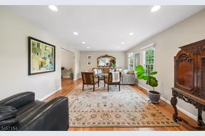 15 Mount Vernon Ct, Livingston, NJ 07039 - Photo 7