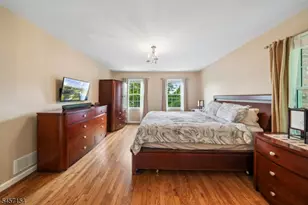 15 Mt Vernon Ct, Livingston, NJ 07039 - Photo 27