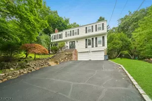 15 Mt Vernon Ct, Livingston, NJ 07039 - Photo 1