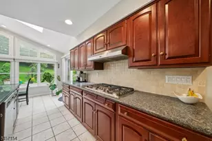 15 Mt Vernon Ct, Livingston, NJ 07039 - Photo 19