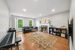 15 Mt Vernon Ct, Livingston, NJ 07039 - Photo 19