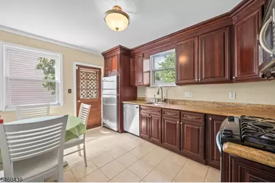10 Sussex Rd, Clifton, NJ 07012 - Photo 9