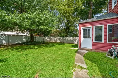 10 Sussex Rd, Clifton, NJ 07012 - Photo 19