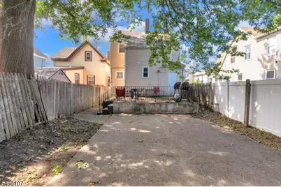 256 Edmund Ave, Paterson, NJ 07502 - Photo 19