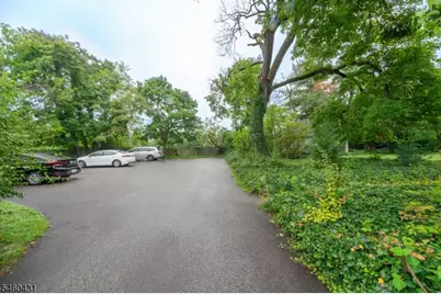 96 Broad St, Flemington, NJ 08822 - Photo 3