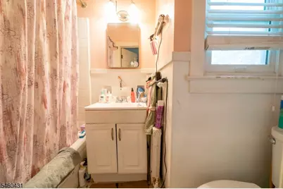 96 Broad St, Flemington, NJ 08822 - Photo 35