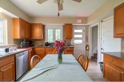96 Broad St, Flemington, NJ 08822 - Photo 11