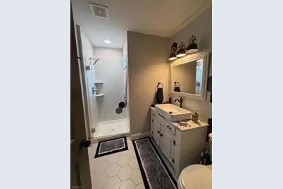 415 E 3rd Ave #2R, Roselle, NJ 07203 - Photo 5