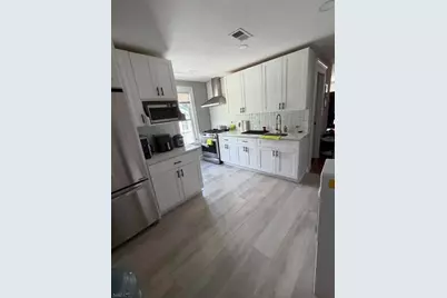 415 E 3rd Ave #2R, Roselle, NJ 07203 - Photo 7
