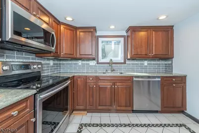 280 W Shore Trl, Sparta Township, NJ 07871 - Photo 9