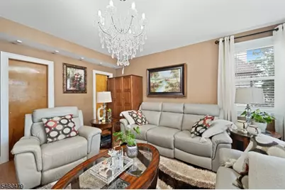 32 E Russell St, Clifton, NJ 07011 - Photo 7