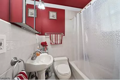 32 E Russell St, Clifton, NJ 07011 - Photo 19