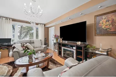 32 E Russell St, Clifton, NJ 07011 - Photo 5