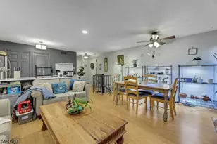4 Davos Dr, Vernon, NJ 07462 - Photo 9