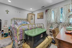 4 Davos Dr, Vernon, NJ 07462 - Photo 13