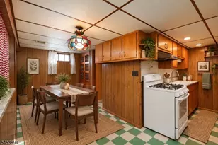 2831 Bradbury Ave, Linden, NJ 07036 - Photo 19