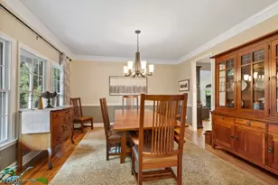 32 Sawmill Rd, Tewksbury Township, NJ 08833 - Photo 9