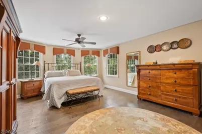 32 Sawmill Rd, Tewksbury Township, NJ 08833 - Photo 15